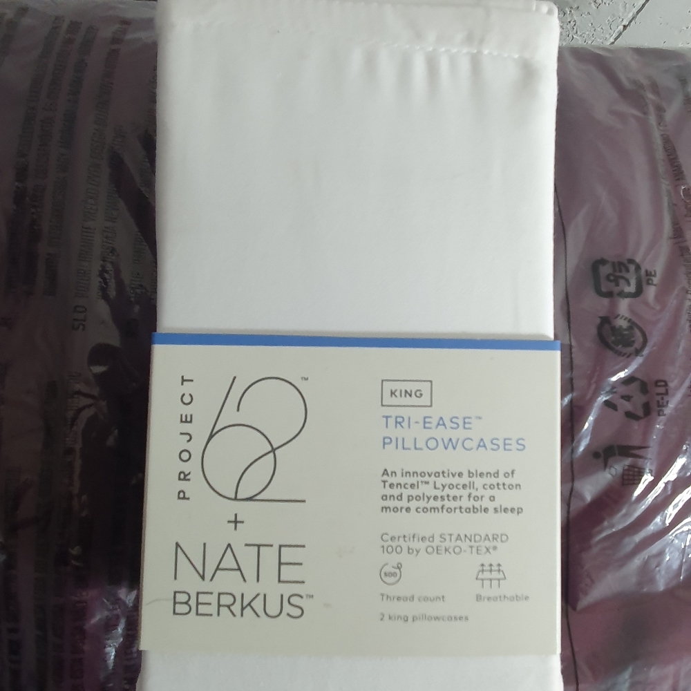 Project 62 White King Tri-Ease Pillowcases